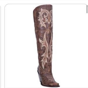 Brand new never worn dan post boots.  Size 7.5.